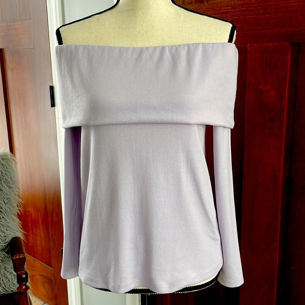 NWT Off Shoulder Sweater S